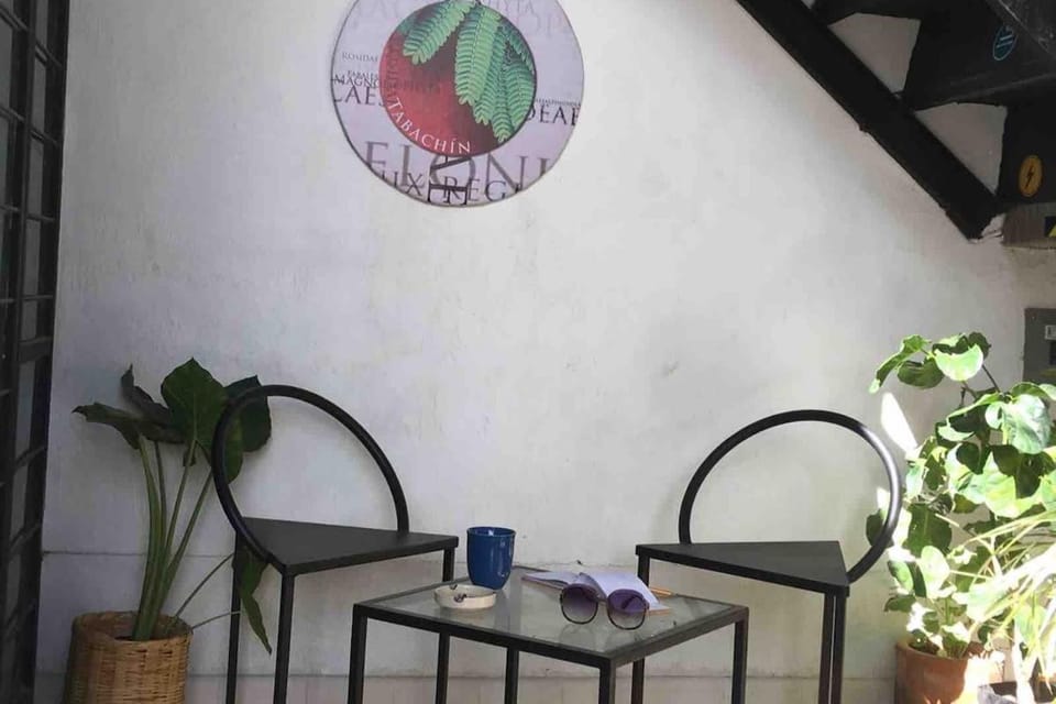 Seating area