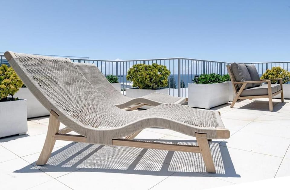 Sunshine Luxe Penthouse sea view Apartment in Sunrise Beach
