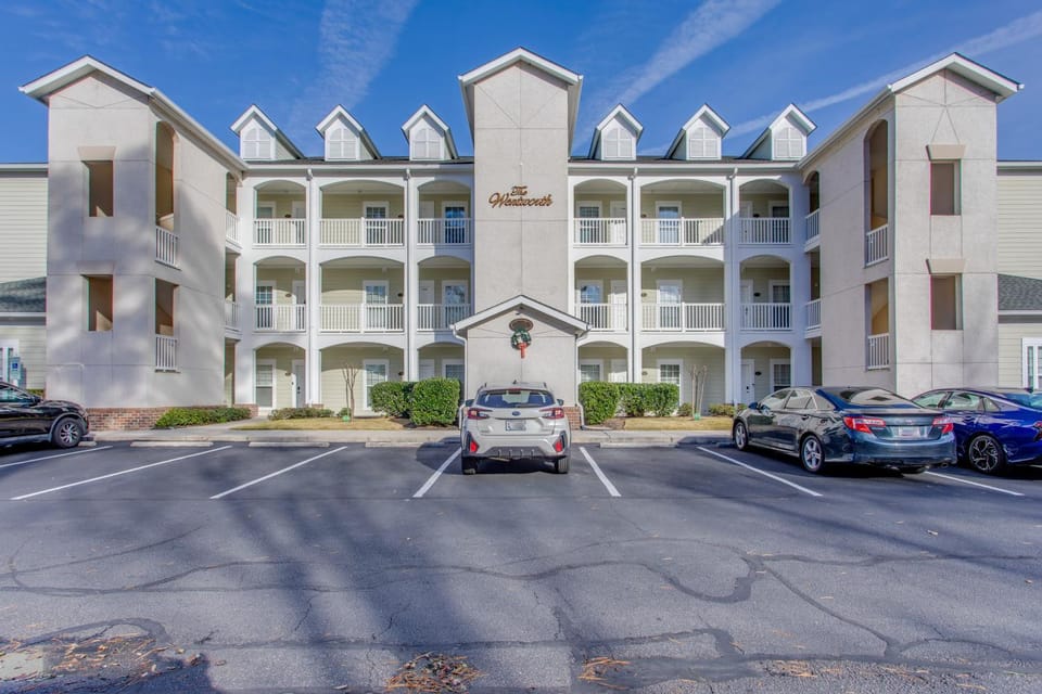 Golf, Swim & Relax: Condo at World Tour Resort! House in Carolina Forest