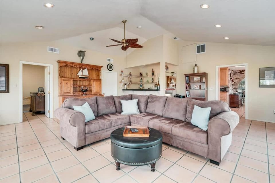 New Listing Private Wine Estate - Pool And Tastings House in Russian River