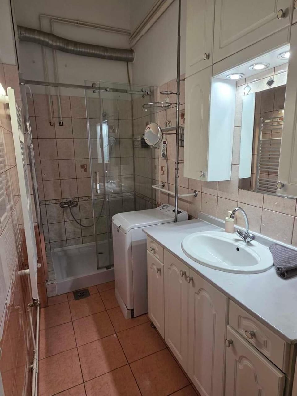 Retro Getaway Király Street Heart of the City Apartment in Budapest