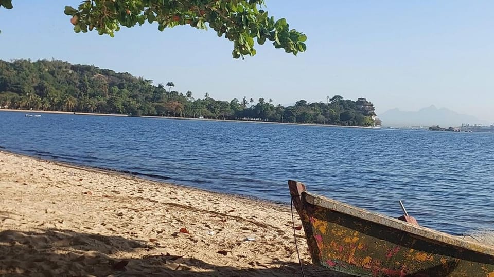 Apê Pé na Areia - em frente à Praia José Bonifácio Apartment in São Gonçalo