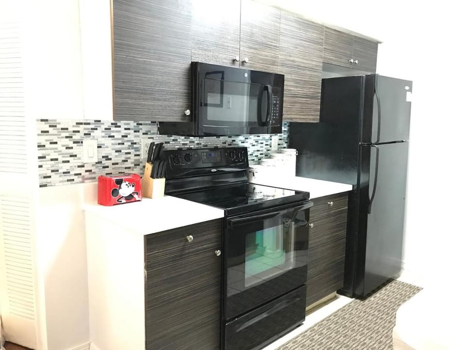 10 minutes to all Disney parks with pool and wifi House in Osceola County
