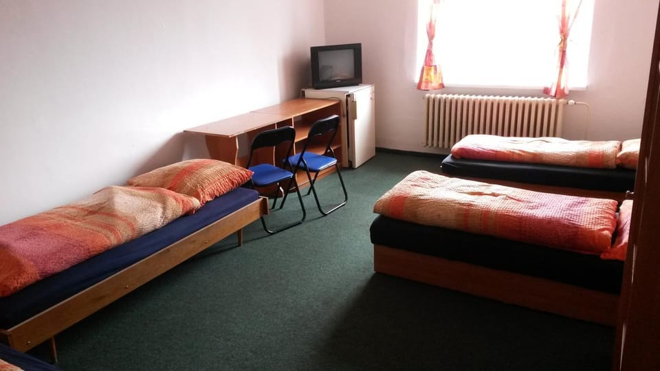 Day, Photo of the whole room