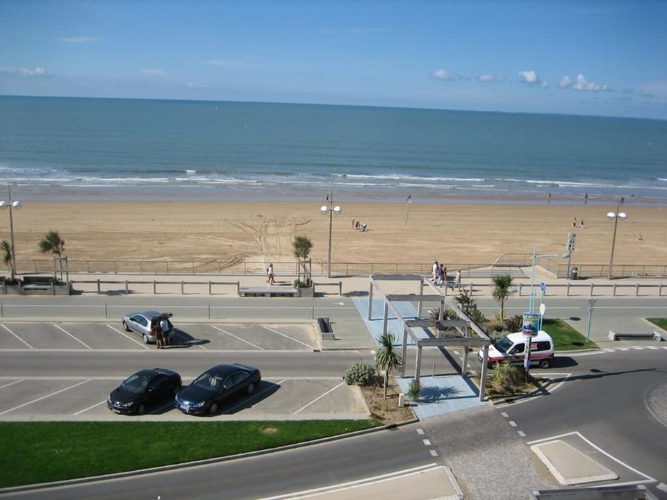 Studio confortable 4 pers, près de la plage, parking, animaux admis - FR-1-777-21 Apartment in Saint-Jean-de-Monts