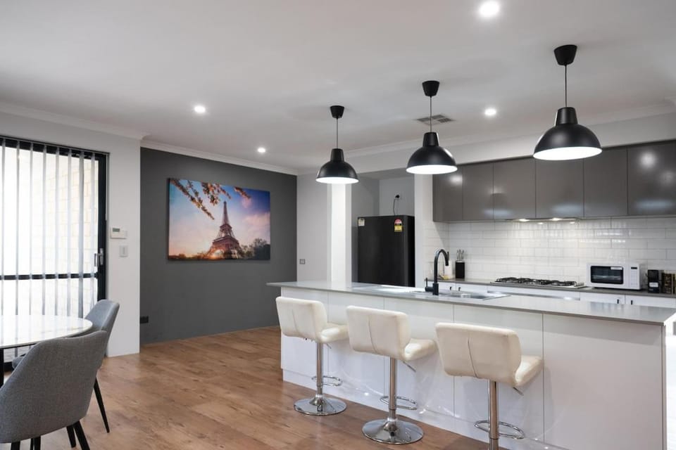 Serene Escape Near The Vines & Swan Valley House in Perth