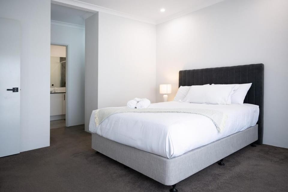 Serene Escape Near The Vines & Swan Valley House in Perth