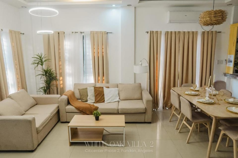 4BR Private Villa with 5ft Pool & Billiards near Marquee Mall Apartment in Angeles