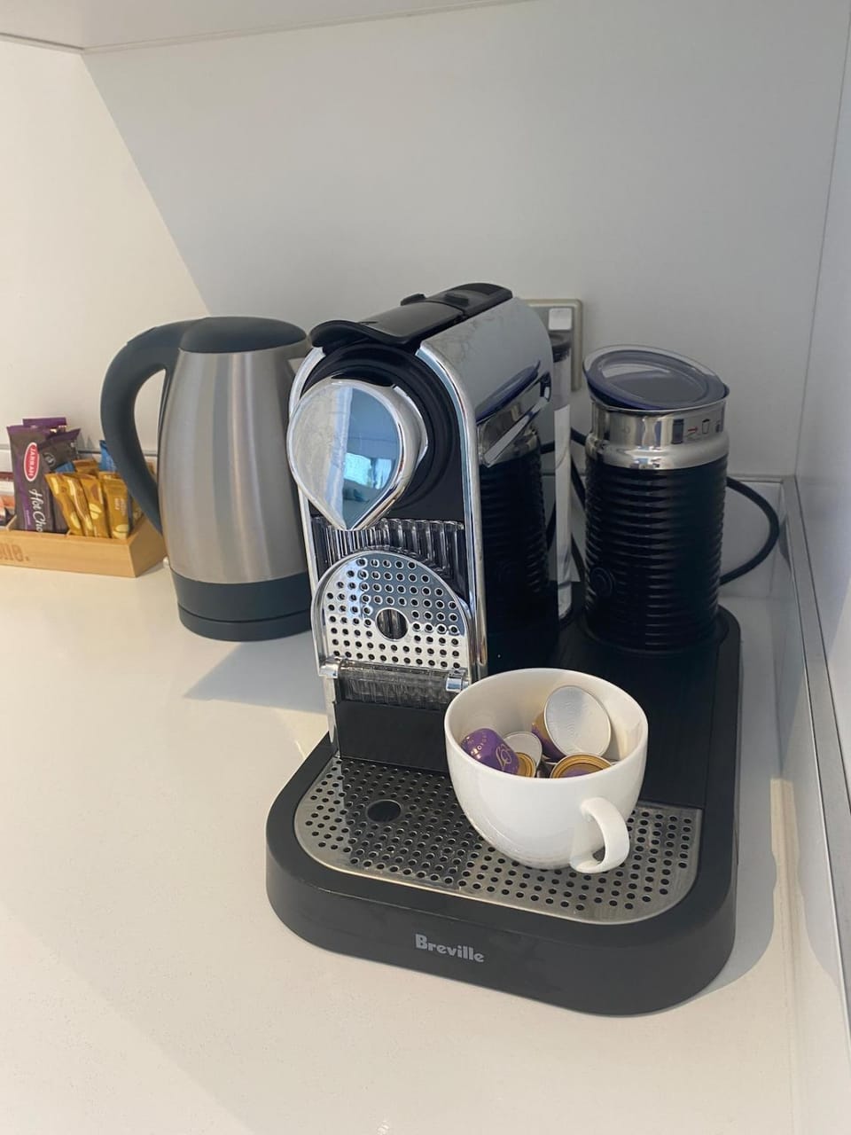 Coffee/tea facilities, Kitchen or kitchenette, toaster
