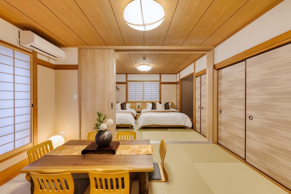 Seating area, Bedroom
