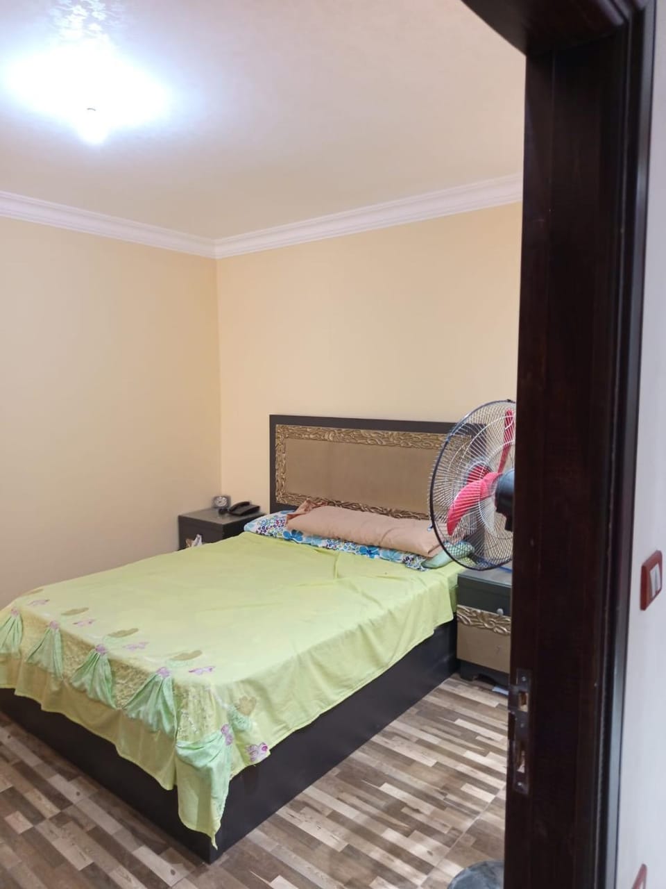 Big home for rent besides pyramids giza and big museum 3 room 5 beds 2 bathroom all service allowe Apartment in Egypt