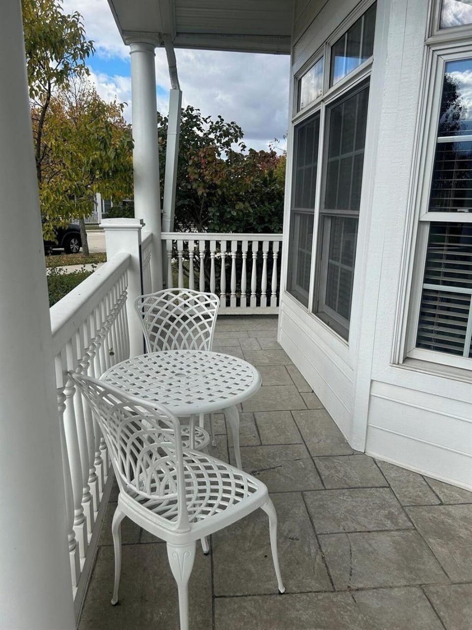 Beachfront Condo - Walk to Beach, Sunrise views Apartment in Sheboygan