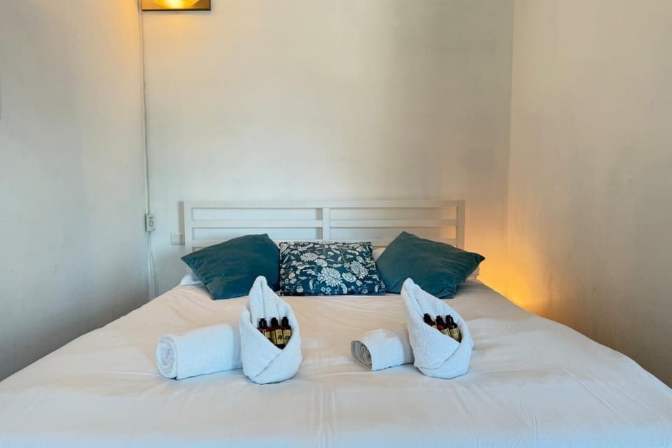 One-bedroom apt ideally located in front of the Midi beaches Apartment in Cannes