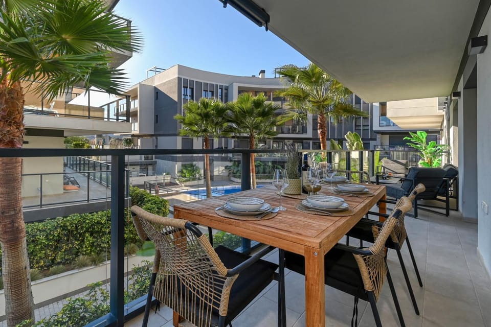 Balcony/Terrace, Dining area