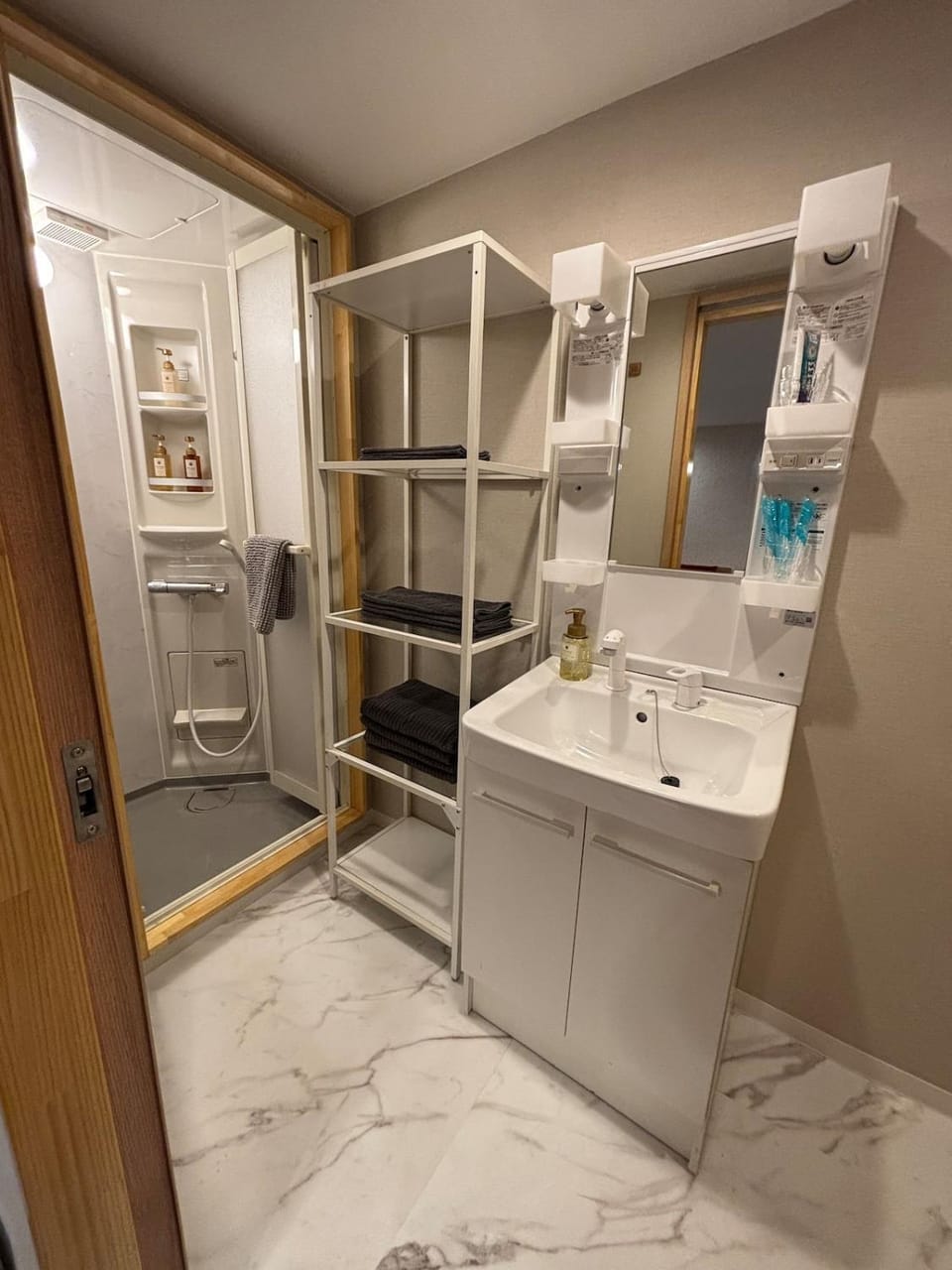 昭和グランドビル505 Apartment in Osaka