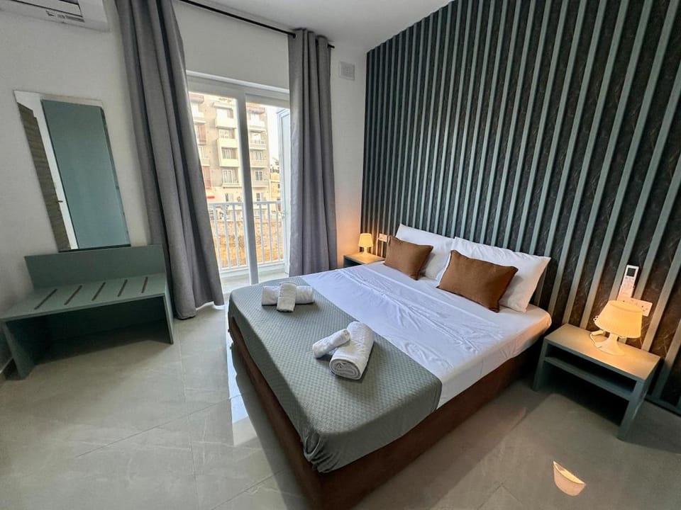 Spacious 3-Bedroom Apartment with Terrace Apartment in Malta
