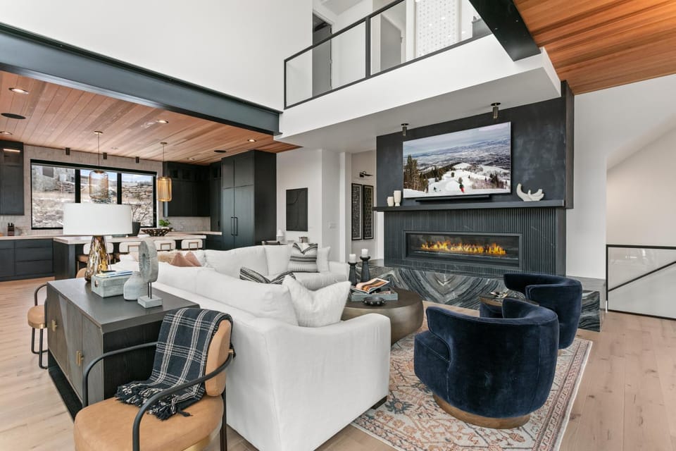 Luxury 6BR with Hot Tub, Firepit, Deer Valley Access House in Wasatch County