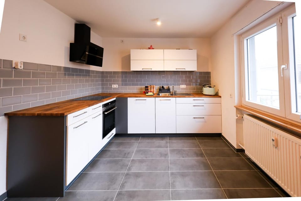 Großes Apartment mit 3 Schlafzimmern Balkon Nähe Europapark Apartment in Offenburg