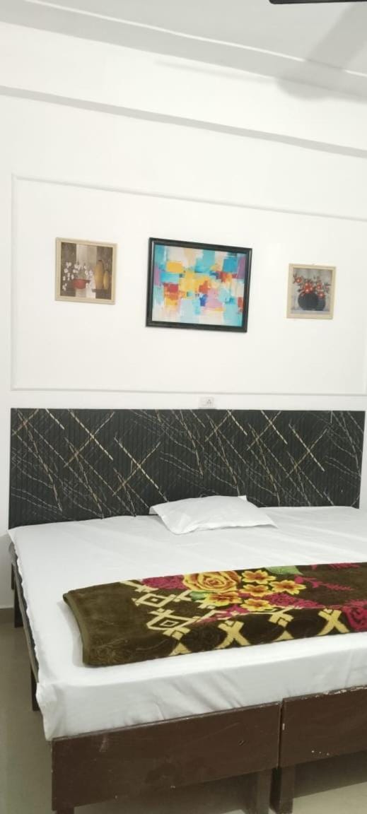 RR Home Stay Vacation rental in Haryana