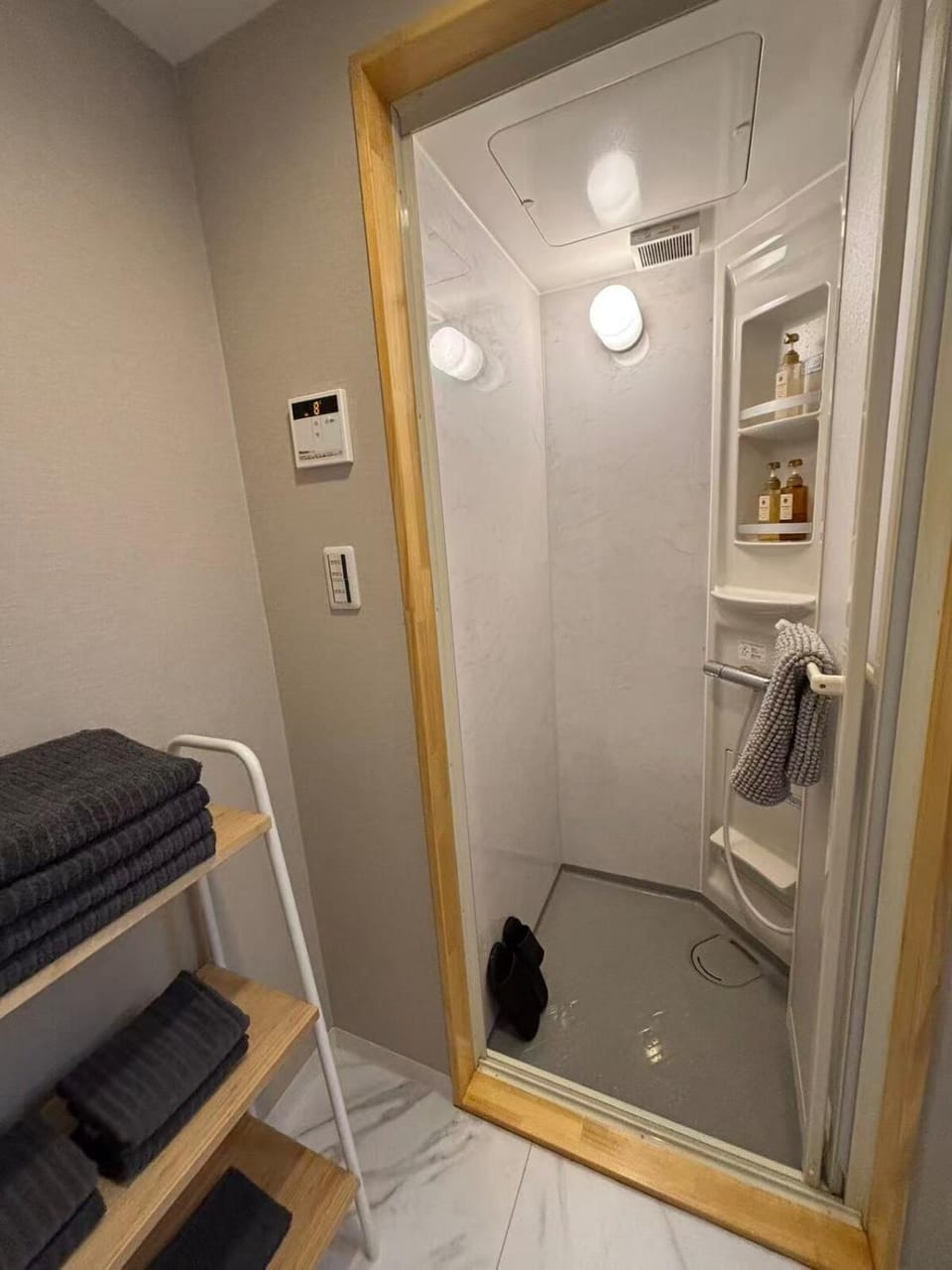 昭和グランドビル507 Apartment in Osaka