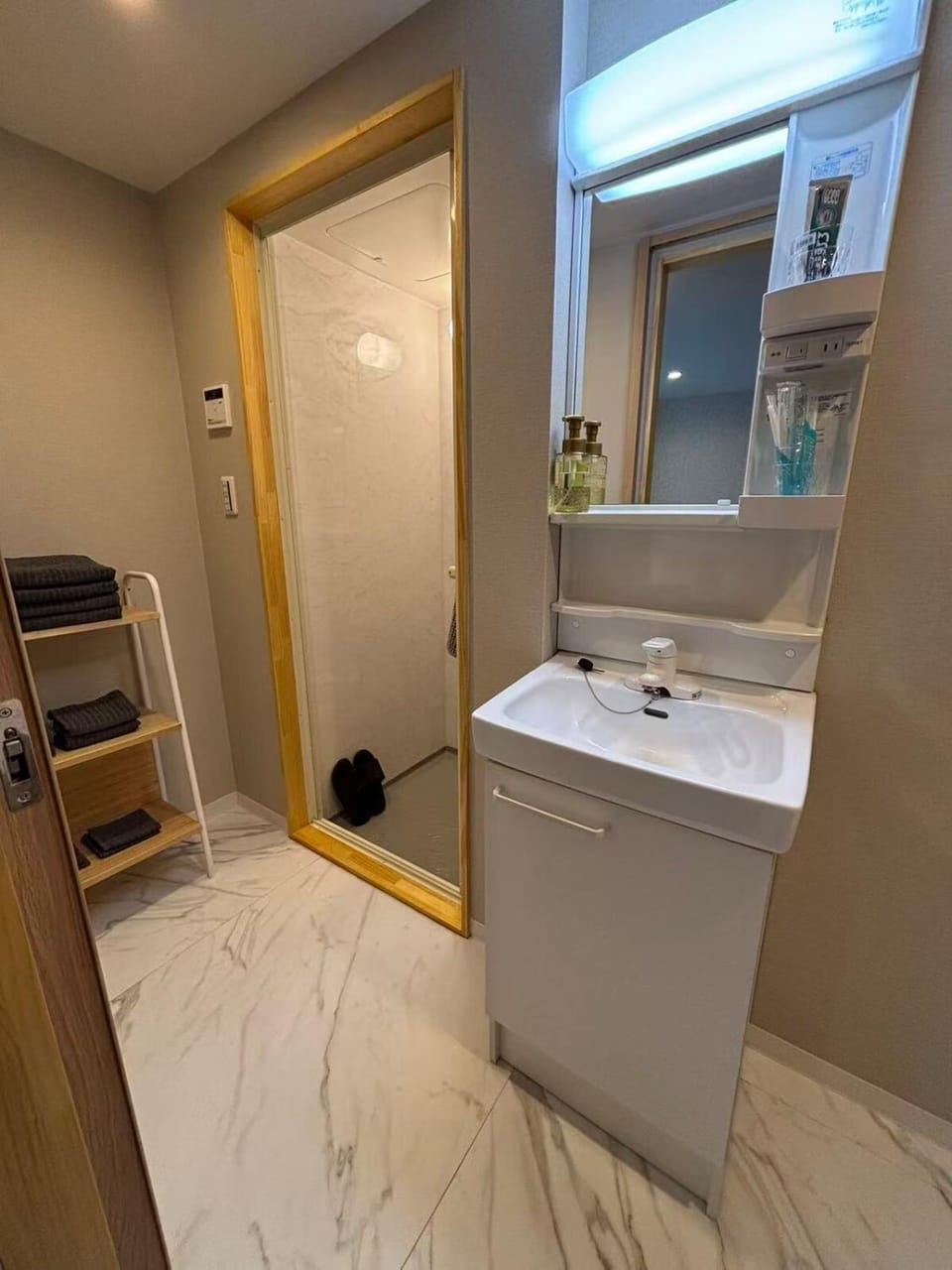 昭和グランドビル507 Apartment in Osaka