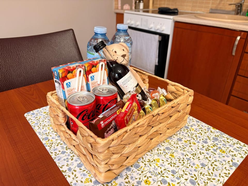 Food and drinks, kitchen