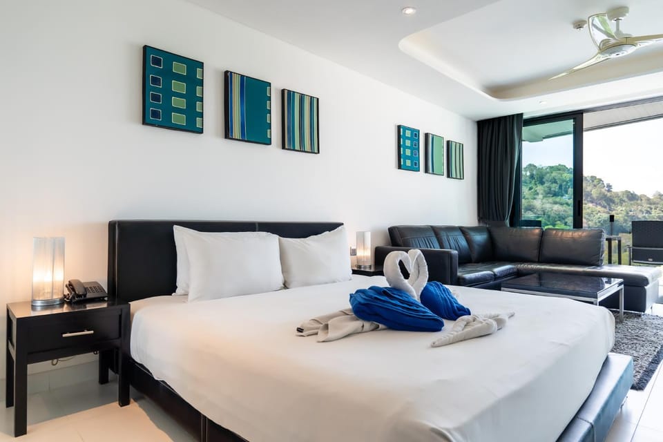 Sea view studio near Tri Trang & Merlin beach Apartment in Patong