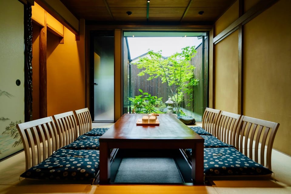 Dining area, Garden view
