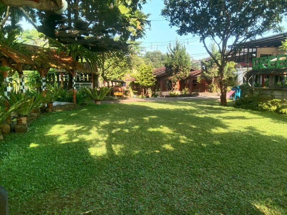 Garden, Garden view