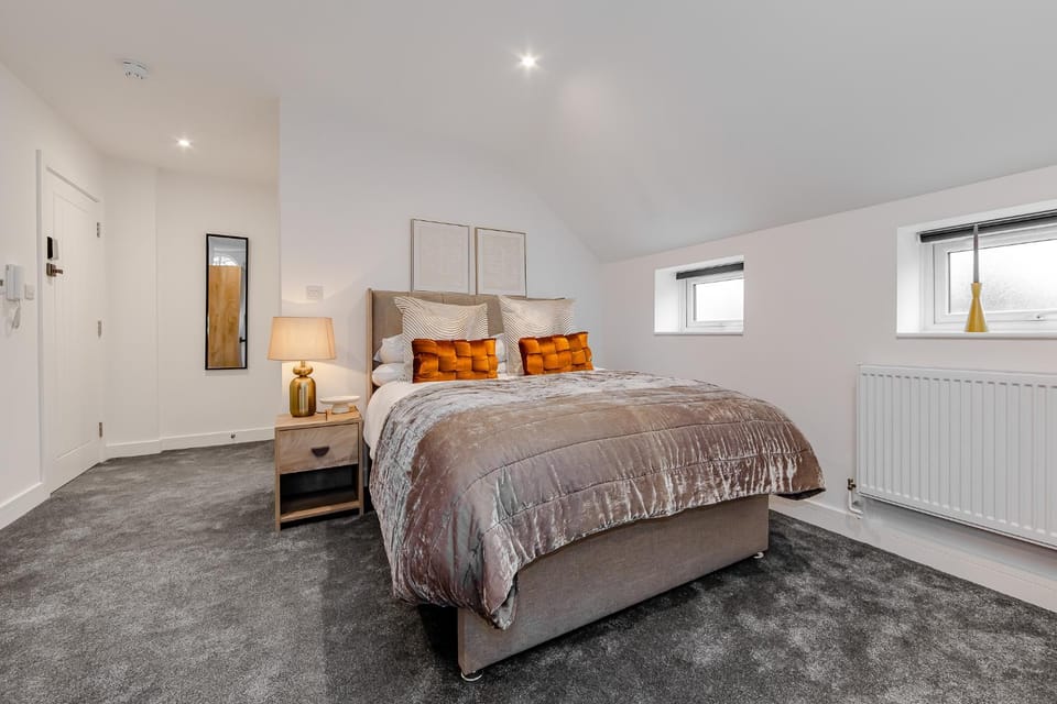 Bed, Photo of the whole room, Bedroom