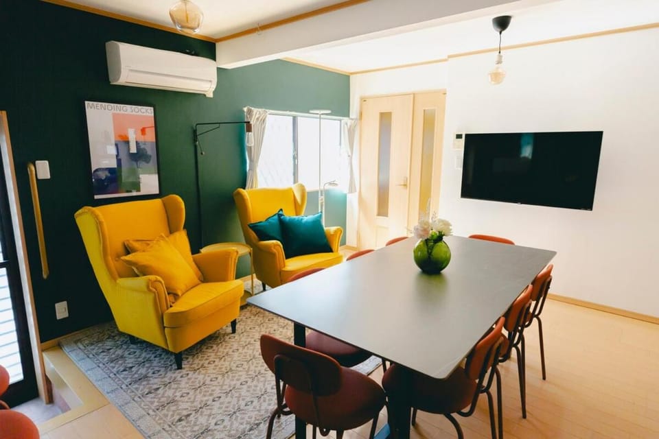 Living room, Dining area