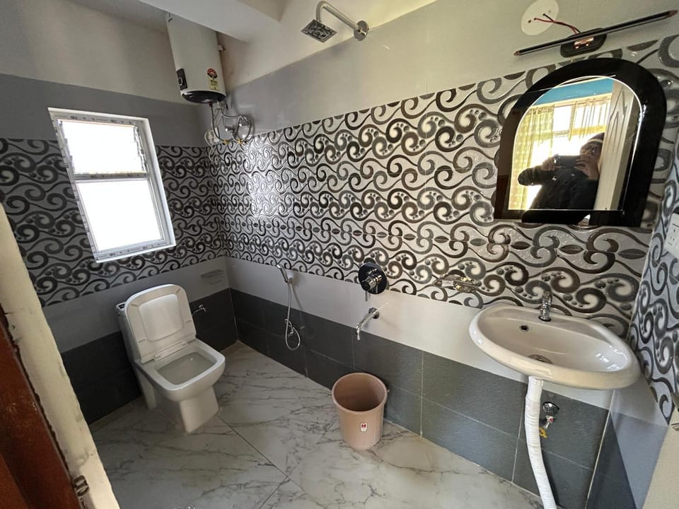 Toilet, Bathroom