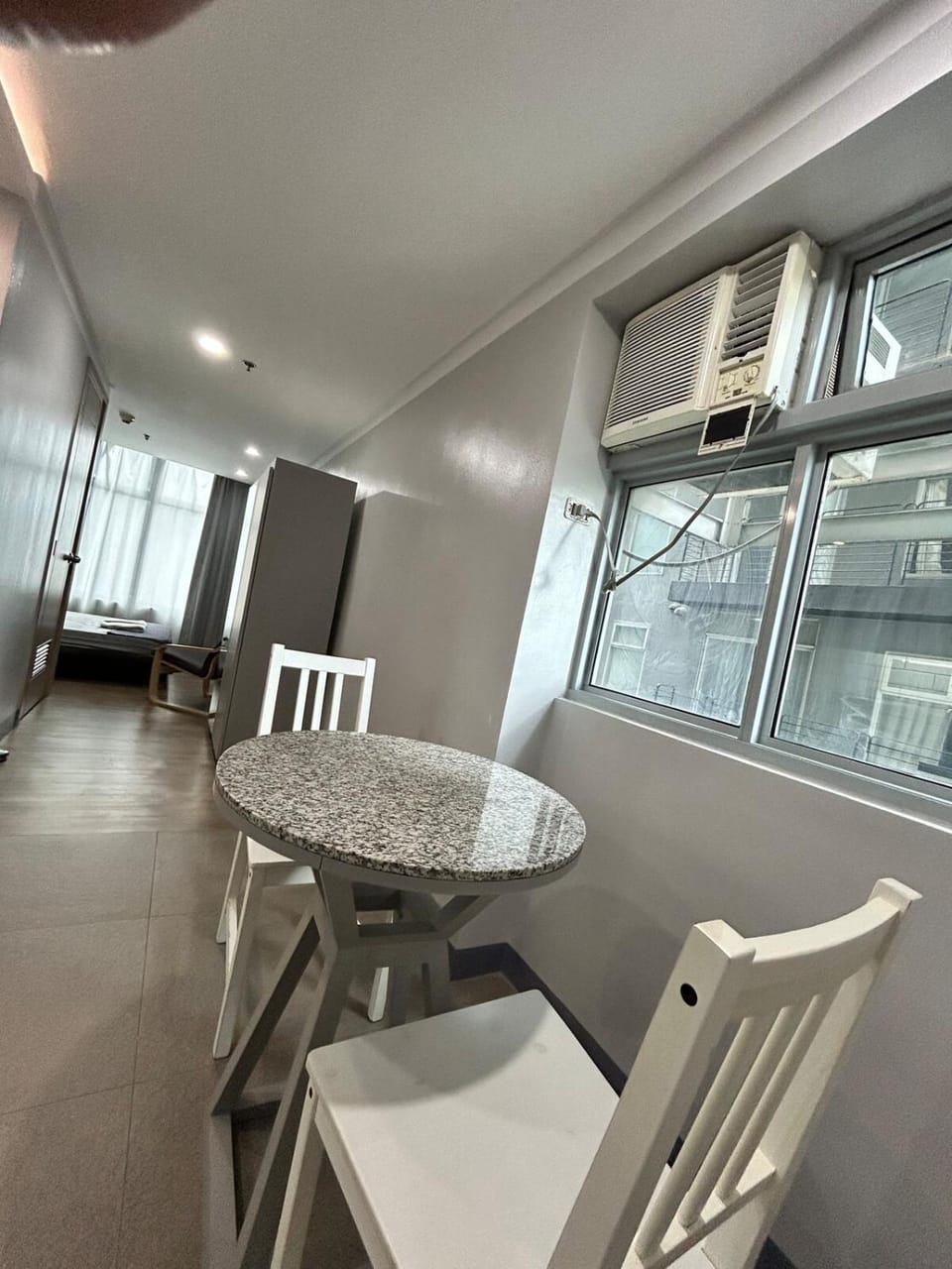 Prime Makati Condo Near Poblacion & Malls Apartment in Makati