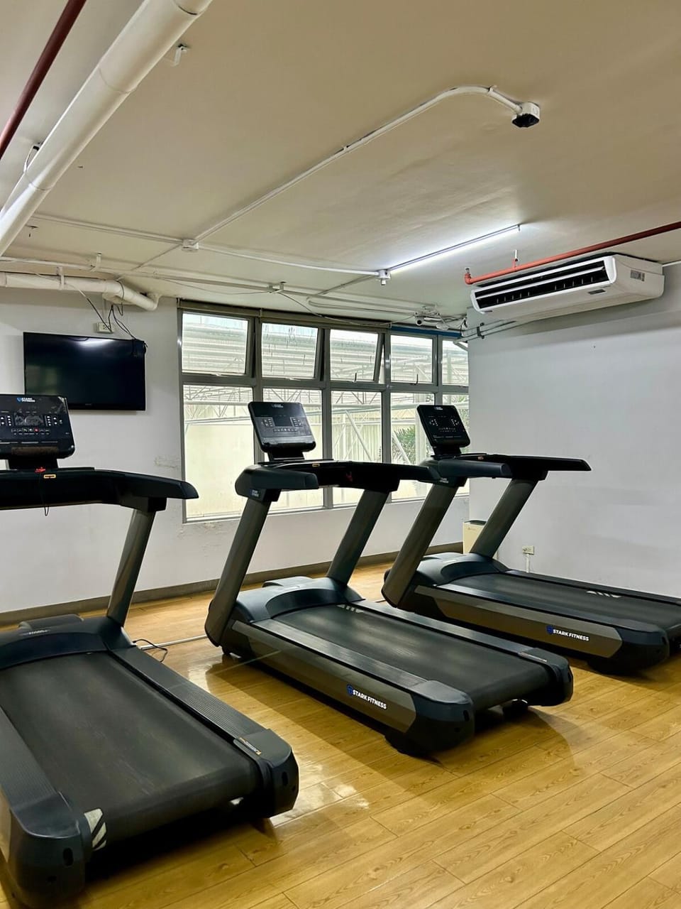 Prime Makati Condo Near Poblacion & Malls Apartment in Makati
