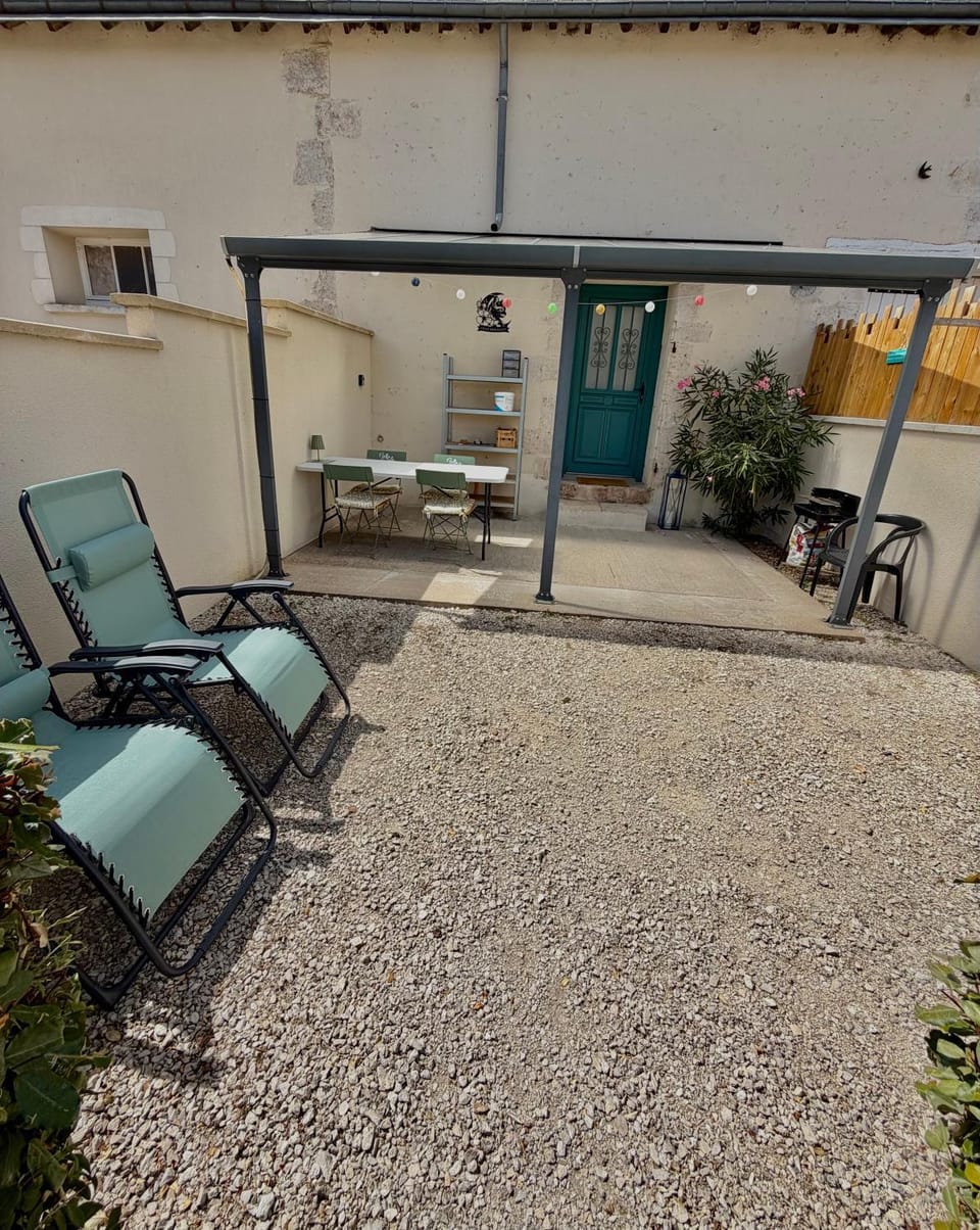 Chat-Douillet House in Centre-Val de Loire