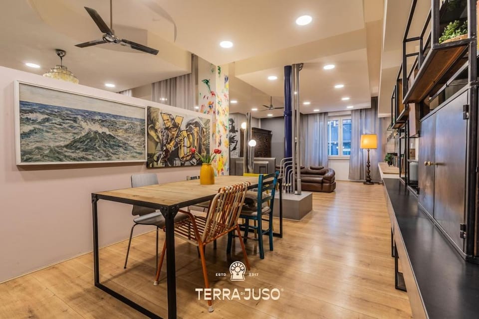 Rosellini 5 - Loft Apartment in Milan