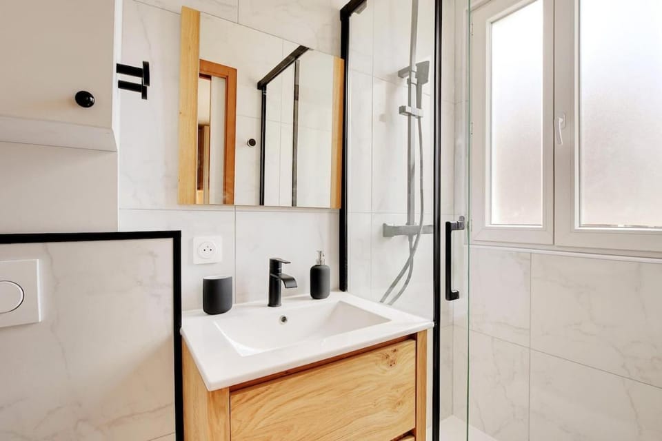 Studio Paris 36 2 people Eiffel Tower Apartment in Paris