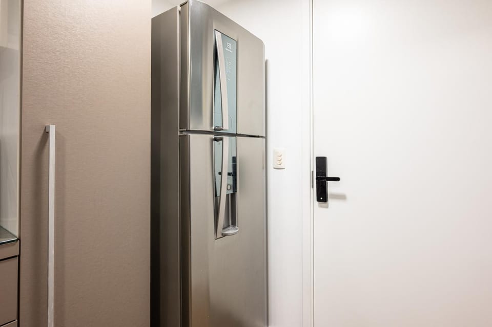 Kitchen or kitchenette, Communal kitchen
