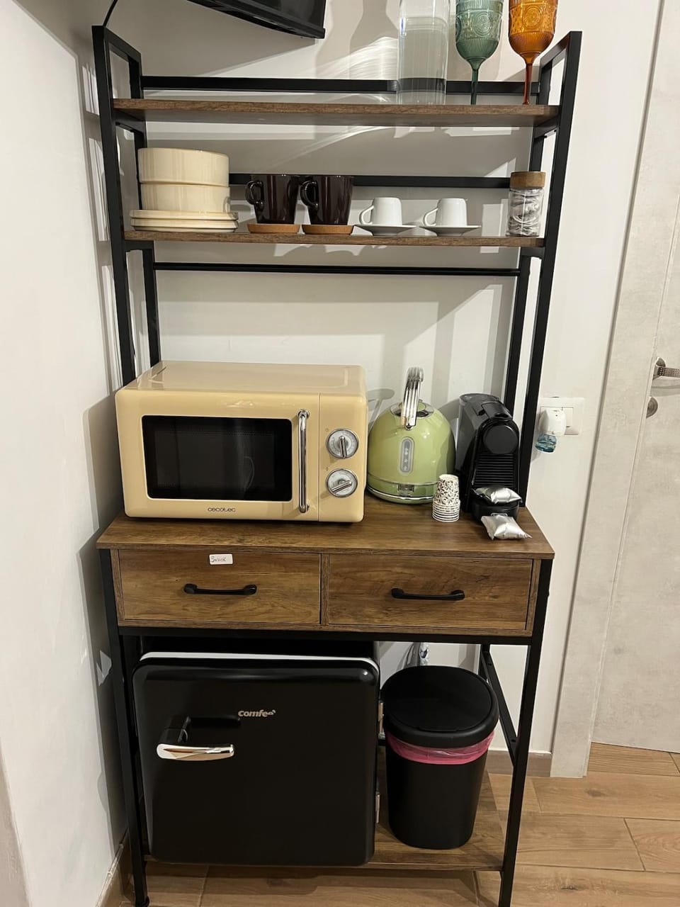 Cozy studio apt - 5 mins from Fiumicino RomeAIRPORT Apartment in Fiumicino