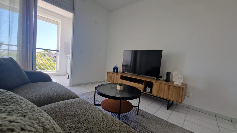 TV and multimedia, Living room, storage