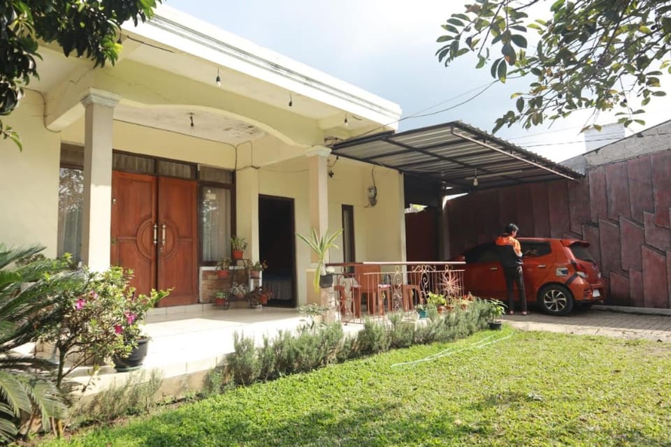 Property building, Parking