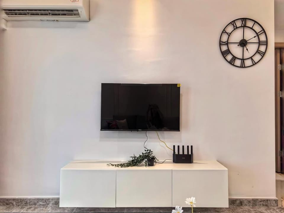 R&F Princess Cove 2BR Sea View JB-SG CIQ Malls House in Johor Bahru