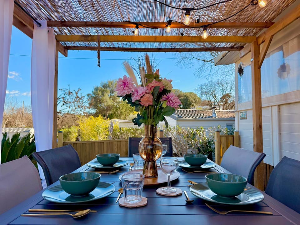 Patio, Balcony/Terrace