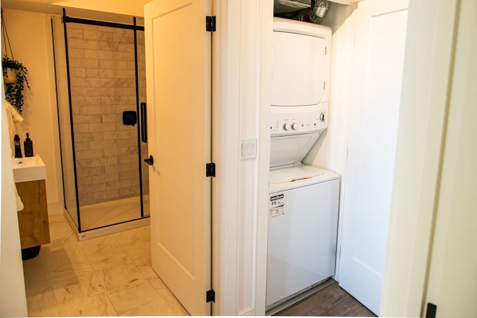 Bathroom, laundry