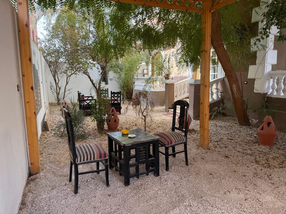 Garden, Dining area, Garden view