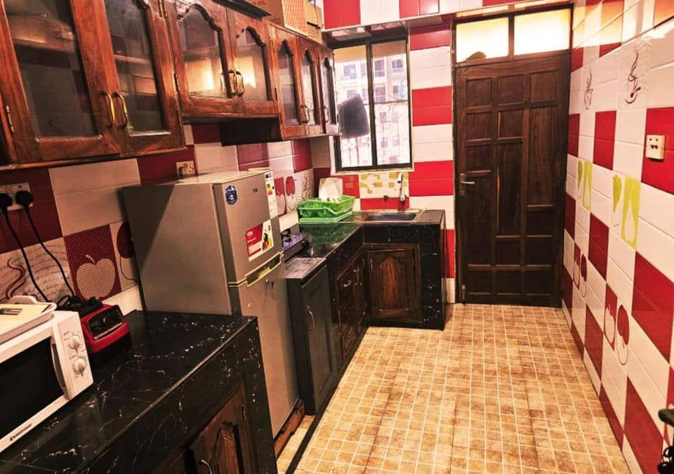 Kitchen or kitchenette, kitchen