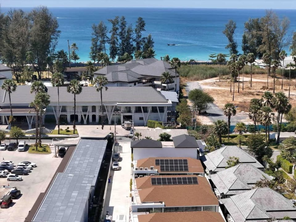 Seaside New 3BR Pool Villa 2-Min Walk to Bangtao Beach l Villa Belplaya Phuket, Bangtao Villa in Choeng Thale