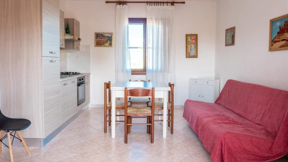 Tavolara House Apartment in San Teodoro