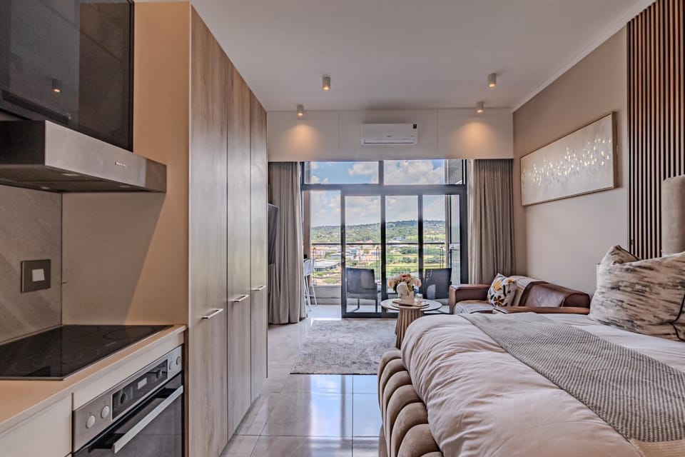 1606 & 1011 Menlyn Maine Residence Luxury Apartments Apartment in Pretoria