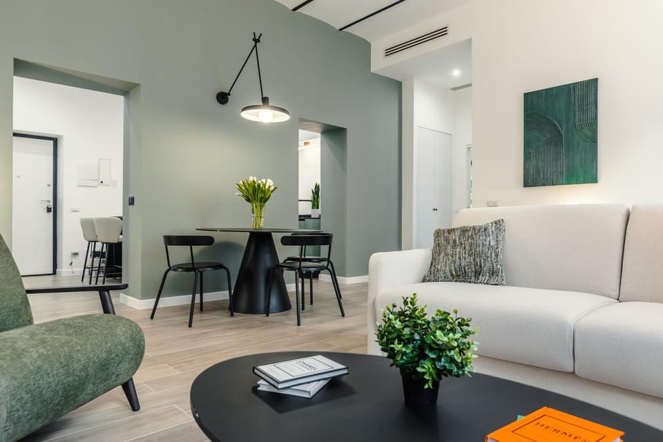 Living room, Seating area, Dining area